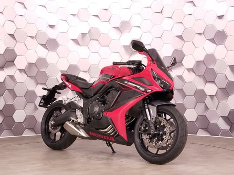 2023 Honda CBR 650R, красный, 999000 рублей, вид 1