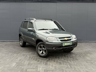 2017 Chevrolet Niva I Рестайлинг, серый, 950000 рублей, вид 5