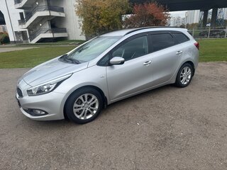 2014 Kia Ceed II, серебристый, 1360000 рублей, вид 1