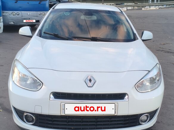 2010 Renault Fluence I, белый, 500000 рублей - вид 2