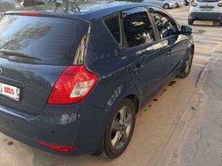 2011 Kia Ceed I Рестайлинг, синий, 870000 рублей, вид 4
