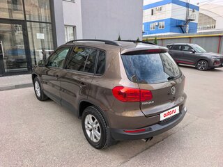 2014 Volkswagen Tiguan I Рестайлинг, коричневый, 1500000 рублей, вид 4