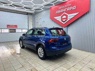 2019 Volkswagen Tiguan II, синий, 2592000 рублей, вид 5