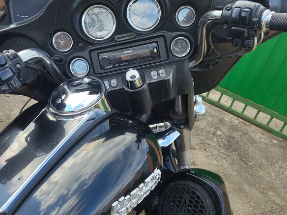 2005 Harley-Davidson Electra Glide, чёрный, 600000 рублей - вид 7