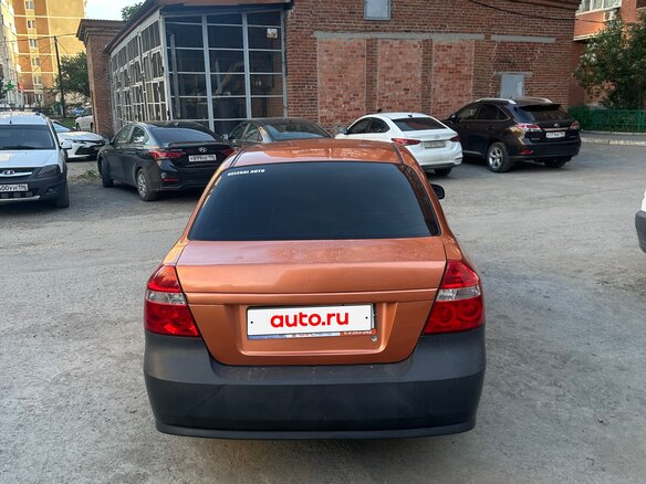 2006 Chevrolet Aveo I Рестайлинг, оранжевый, 250000 рублей - вид 4