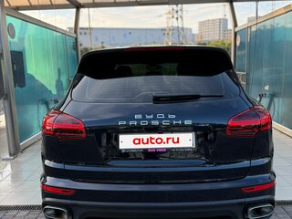 2016 Porsche Cayenne Diesel II Рестайлинг (958), синий, 4199000 рублей, вид 2