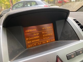 2012 Opel Zafira B Рестайлинг, чёрный, 690000 рублей, вид 3