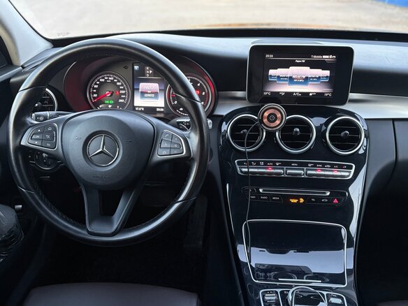 2018 Mercedes-Benz C-Класс 200 d 9G-TRONIC IV (W205), чёрный, 2500000 рублей - вид 4