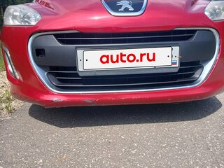 2011 Peugeot 308 I Рестайлинг, красный, 425000 рублей, вид 3