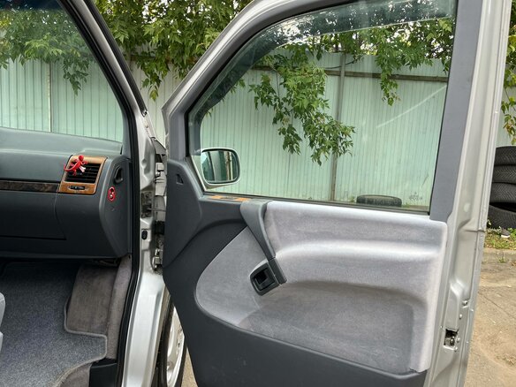 1998 Mercedes-Benz V-Класс 230 I (W638), серебристый, 625000 рублей - вид 18