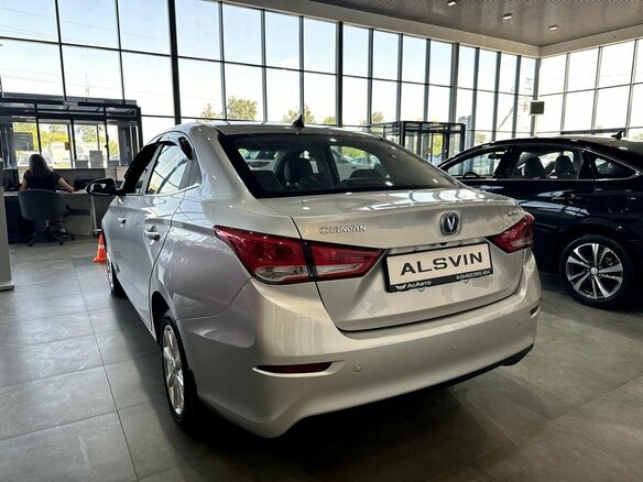 2025 Changan Alsvin, серебристый - вид 6