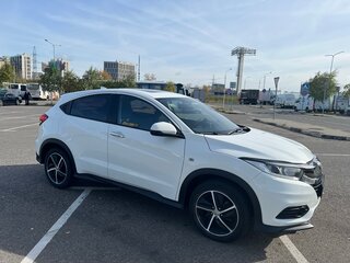 2021 Honda Vezel I Рестайлинг, белый, 2150000 рублей, вид 2