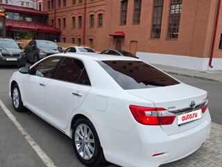 2014 Toyota Camry VII (XV50), белый, 2100000 рублей, вид 4