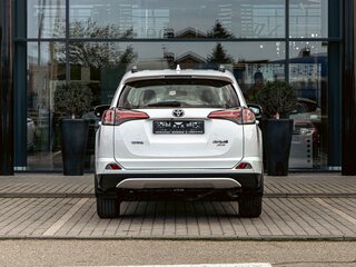 2019 Toyota RAV4 IV (XA40) Рестайлинг, белый, 2535000 рублей, вид 5