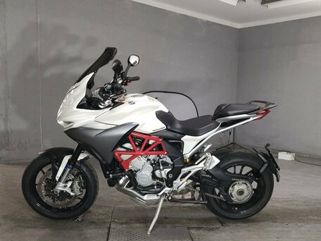 2016 MV Agusta Turismo Veloce 800, белый, 830000 рублей, вид 2