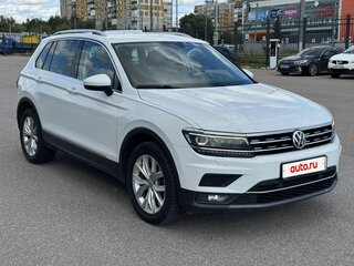 2017 Volkswagen Tiguan II, белый, 2430000 рублей, вид 3