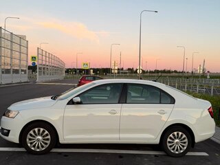 2019 Skoda Rapid I Рестайлинг, белый, 1450000 рублей, вид 4