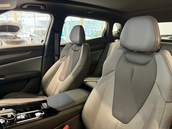 2026 Geely Cityray, белый, 3344990 рублей - вид 16