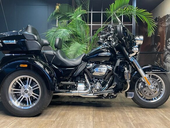 2020 Harley-Davidson Tri Glide, чёрный - вид 8
