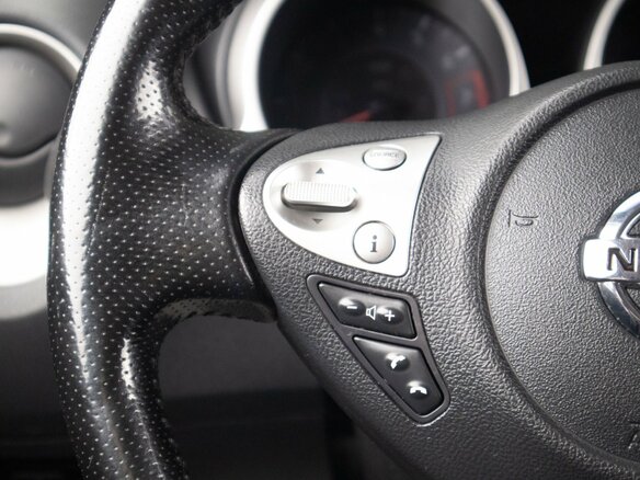2014 Nissan Juke I, белый - вид 10