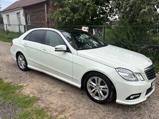 2010 Mercedes-Benz E-Класс 350 IV (W212, S212, C207), белый, 1250000 рублей, вид 3