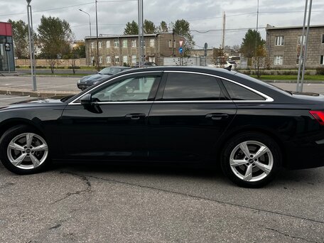 2021 Audi A6 45 TFSI V (C8), чёрный, 4700000 рублей, вид 5