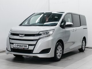 2018 Toyota Noah III (R80) Рестайлинг, серый, 2400000 рублей, вид 1