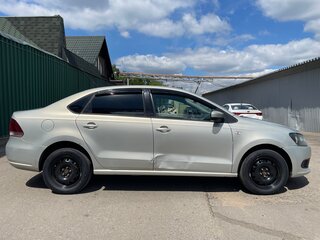 2011 Volkswagen Polo V, серебристый, 500000 рублей, вид 4