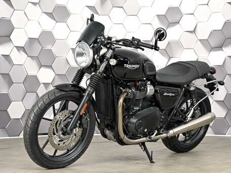 2016 Triumph Street Twin, чёрный, 685000 рублей, вид 2