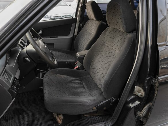 2010 Lada (ВАЗ) Priora I, чёрный, 379000 рублей - вид 9