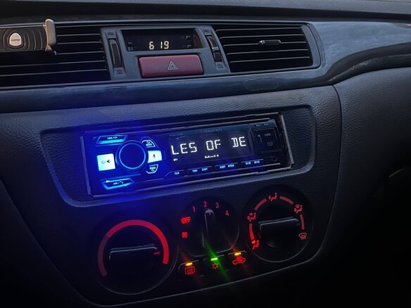 2004 Mitsubishi Lancer IX, красный, 309000 рублей - вид 17