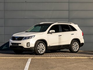 2013 Kia Sorento II Рестайлинг, белый, 2095000 рублей, вид 1