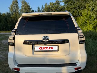2021 Toyota Land Cruiser Prado 150 Series Рестайлинг 3, белый, 5850000 рублей, вид 2