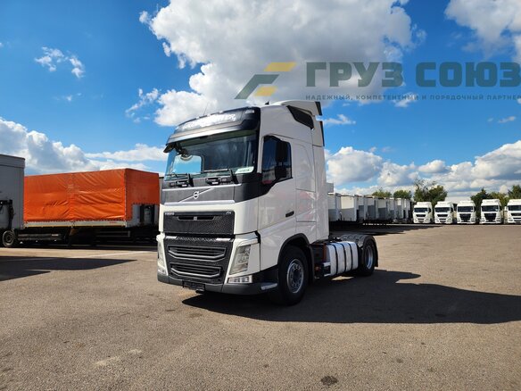 2017 Volvo FH, белый, 6250000 рублей - вид 1