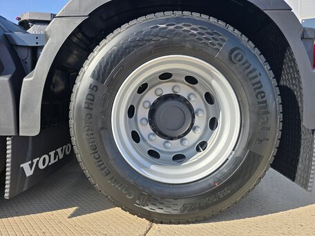 2026 Volvo FH, пурпурный, 22800000 рублей, вид 5