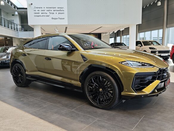 2025 Lamborghini Urus SE I Рестайлинг, зелёный - вид 3