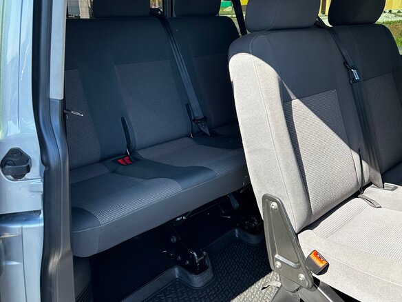 2011 Volkswagen Caravelle T5 Рестайлинг, серебристый, 2390000 рублей - вид 11