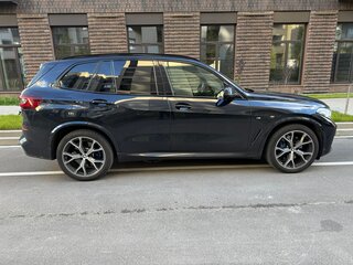 2021 BMW X5 30d IV (G05/G18), чёрный, 8990000 рублей, вид 3