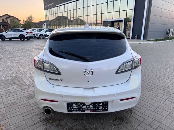 2011 Mazda 3 II (BL) Рестайлинг, белый, 769900 рублей - вид 6