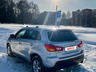 2010 Mitsubishi ASX I, серебристый, 996000 рублей, вид 5