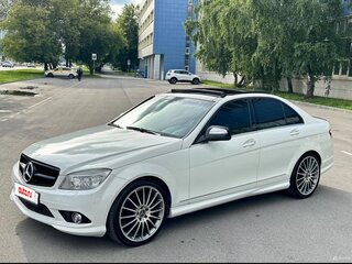 2007 Mercedes-Benz C-Класс 280 III (W204), белый, 950000 рублей, вид 1