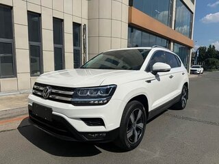 2023 Volkswagen Tharu I, белый, 1475000 рублей, вид 1