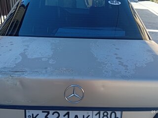1985 Mercedes-Benz W124 230, серебристый, 105000 рублей, вид 3