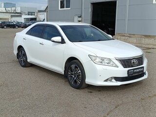 2012 Toyota Camry VII (XV50), белый, 1479000 рублей, вид 3