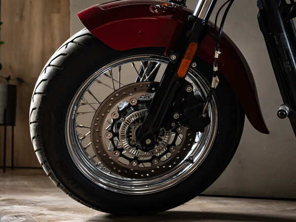 2024 Indian Scout, красный, 1750000 рублей - вид 14