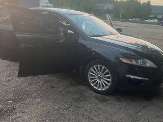 2013 Ford Mondeo IV Рестайлинг, чёрный, 570000 рублей, вид 4