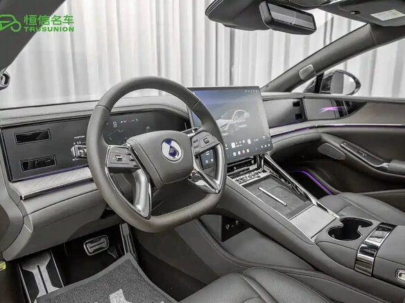 2026 Denza Z9, серебристый, 7969001 рублей - вид 14