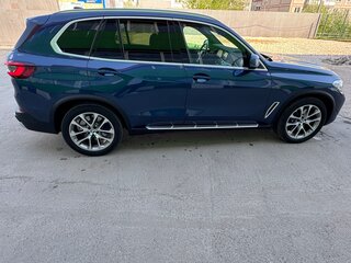 2022 BMW X5 40i IV (G05/G18), синий, 7950000 рублей, вид 4