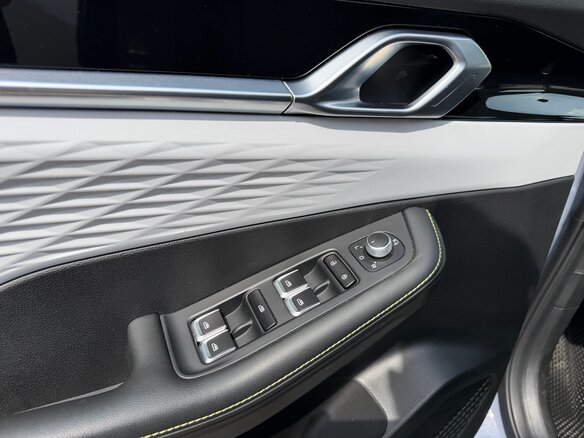 2023 Geely Binyue Cool, серый, 2070000 рублей - вид 22