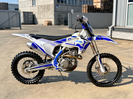 2026 GR GR7, синий, 255900 рублей, вид 4